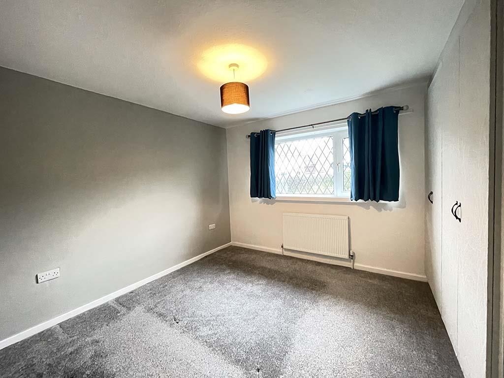 3 bedroom mid terrace house To Let in Barnoldswick - Bedroom One